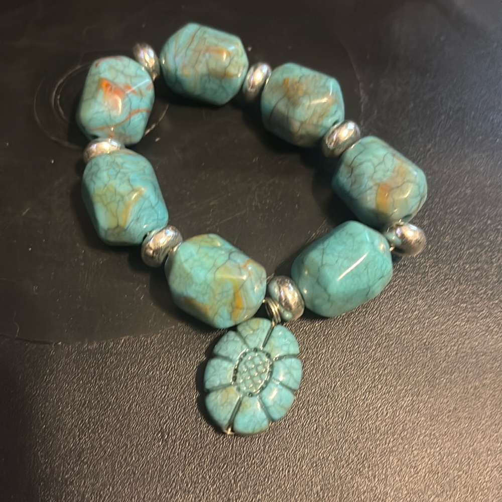 Faux turquoise beaded elastic bracelet